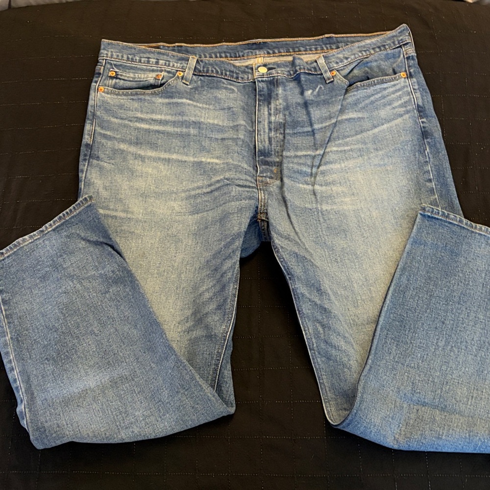 Levi's Men's 541 Straight Jeans - medium wash